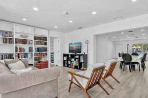 2003 42nd Avenue, Hollywood, FL 33021 - MLS#B26016952