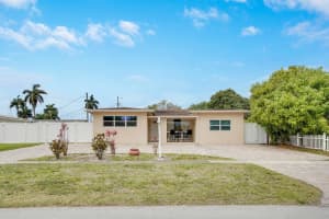 104 31st Court, Hollywood, FL 33021 - MLS#B26016959