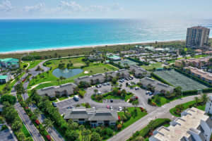 2400 Ocean Drive, Fort Pierce, FL 34949 - MLS#B26017006