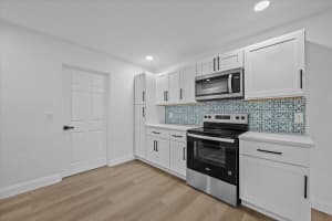 1612 Sherwood Avenue, Mangonia Park, FL 33407 - MLS#B26017007