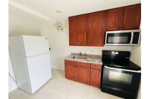 901 8th Street, West Palm Beach, FL 33401 - MLS#B26017025