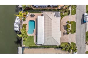 4920 28th Avenue, Lighthouse Point, FL 33064 - MLS#B26017066