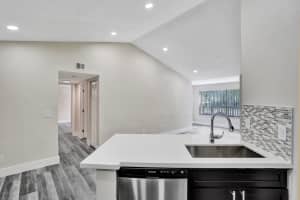 595 Vista Isles Drive, Sunrise, FL 33325 - MLS#B26017093