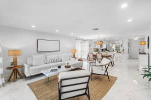 15 Westgate Lane, Boynton Beach, FL 33436 - MLS#B26017127