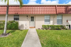 852 Salem Lane, Lake Worth, FL 33467 - MLS#B26017129
