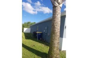 3376 Park Drive, Fort Pierce, FL 34982 - MLS#B26017135