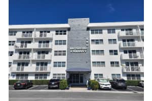 550 Bayshore Drive, Fort Lauderdale, FL 33304 - MLS#B26017160