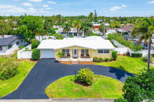 2741 52nd Street, Lighthouse Point, FL 33064 - MLS#B26017169