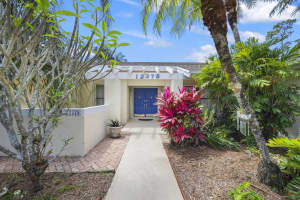 12378 Sawgrass Court, Wellington, FL 33414 - MLS#B26017173