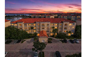 16 W Harbour Isle Dr Drive W 106, Fort Pierce, Fl 34949, Fort Pierce