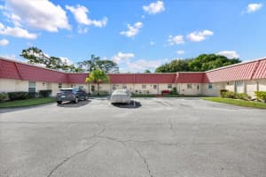 102 Amherst Lane, Greenacres, Fl 33467, Greenacres