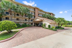 1001 Seafarer Circle, Jupiter, FL 33477 - MLS#B26017249