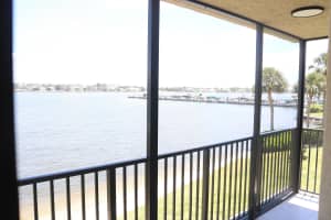 896 Federal Highway, Lantana, FL 33462 - MLS#B26017348