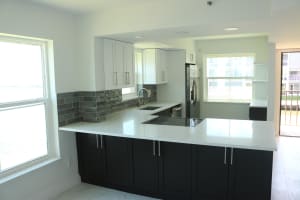 896 Federal Highway, Lantana, FL 33462 - MLS#B26017348