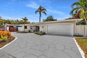 7204 Mckinley Street, Hollywood, FL 33024 - MLS#B26017371