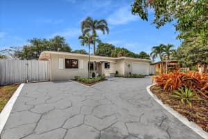 7204 Mckinley Street, Hollywood, FL 33024 - MLS#B26017371