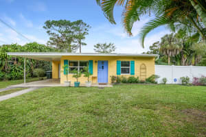 1815 30th Street, Fort Pierce, FL 34947 - MLS#B26017372