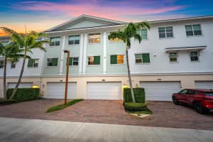 7085 Edison Place, Palm Beach Gardens, FL 33418 - MLS#B26017399