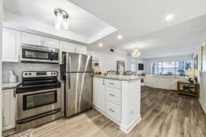 40 Isle Of Venice Drive, Fort Lauderdale, FL 33301 - MLS#B26017406