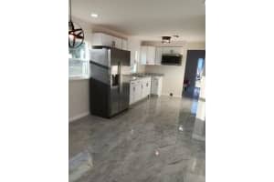 107 Bedford Drive, Fort Pierce, FL 34946 - MLS#B26017428