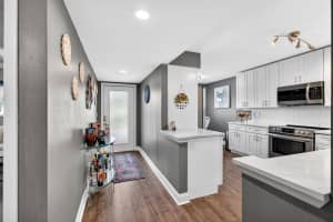 5550 Witney Drive, Delray Beach, FL 33484 - MLS#B26017441