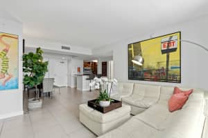 410 Evernia Street, West Palm Beach, FL 33401 - MLS#B26017452
