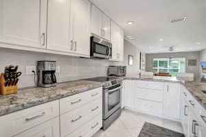 8620 Chevy Chase Drive, Boca Raton, FL 33433 - MLS#B26017463