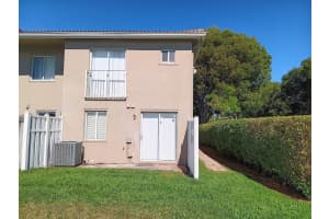 150 Riviera Circle, Weston, FL 33326 - MLS#B26017489