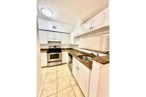 3122 Tuscany Way, Boynton Beach, FL 33435 - MLS#B26017496