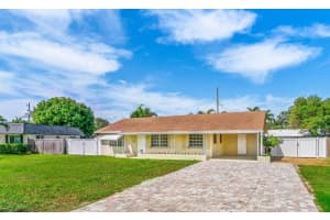 640 Jaeger Drive, Delray Beach, FL 33444 - MLS#B26017500