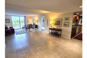 2560 Ocean Boulevard, Palm Beach, FL 33480 - MLS#B26017509