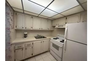 72 Northampton D, West Palm Beach, FL 33417, West Palm Beach, FL 33417 - MLS#B26017513