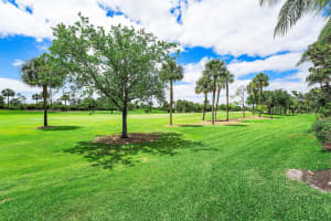 136 Coral Cay Drive, Palm Beach Gardens, FL 33418 - MLS#B26017539