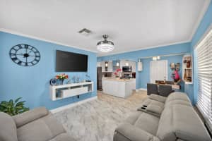 1020 Avon Road, West Palm Beach, FL 33401 - MLS#B26017542