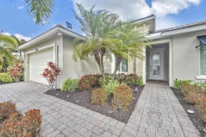 11555 Apple Blossom Trail, Port Saint Lucie, FL 34987 - MLS#B26017572
