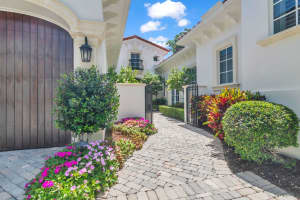 11202 Orange Hibiscus Lane, Palm Beach Gardens, FL 33418 - MLS#B26017618