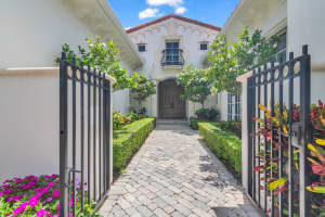 11202 Orange Hibiscus Lane, Palm Beach Gardens, FL 33418 - MLS#B26017618