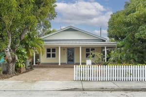 112 J Street, Lake Worth Beach, FL 33460 - MLS#B26017620