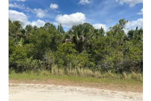 608 Lynn St Street, Palm Bay, FL 32908 - MLS#B26017635