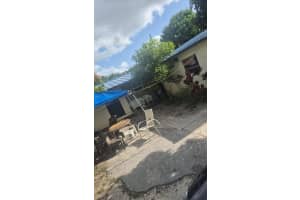 554 Vossler Avenue, West Palm Beach, FL 33413 - MLS#B26017659