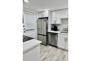 5500 2nd Avenue, Boca Raton, FL 33487 - MLS#B26017661