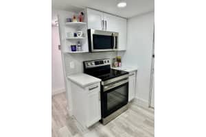 5500 2nd Avenue, Boca Raton, FL 33487 - MLS#B26017661