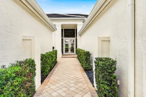 1128 Crystal Drive, Palm Beach Gardens, FL 33418 - MLS#B26017687