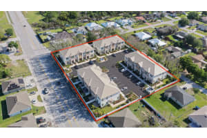 274 Saint James Drive, Port Saint Lucie, FL 34983 - MLS#B26017714