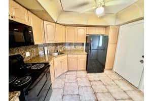 3300 Spanish Moss Terrace, Lauderhill, FL 33319 - MLS#B26017723