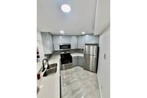 9405 Fontainebleau Boulevard 109, Miami, Fl 33172, Miami