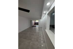 9405 Fontainebleau Boulevard, Miami, FL 33172 - MLS#B26017725