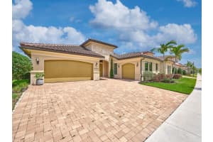 9210 Parkland Bay Trail, Parkland, FL 33076 - MLS#B26017726