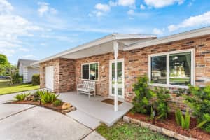 144 Cordoba Circle, Royal Palm Beach, FL 33411 - MLS#B26017747