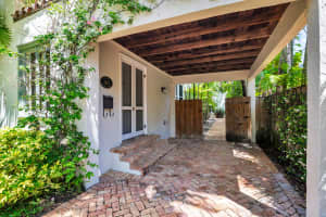 205 Westminster Road, West Palm Beach, FL 33405 - MLS#B26017786